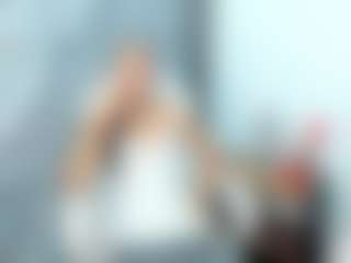 Live cam show with Laurent-Moore - Outside on Camsoda
