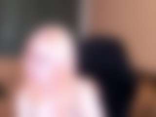 Live cam show with LilySpark - Spanks on UwU Esports