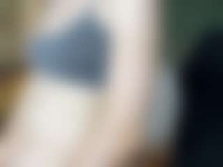 Live cam show with LilySpark - Delicious on Milfs Live