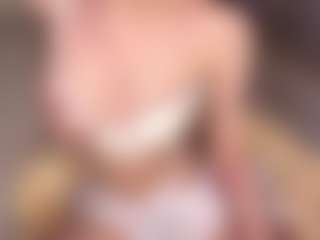 LioraSage's Live Sex Cam Show