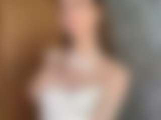 Live cam show with LioraSage - Bedroom on crypto-cams