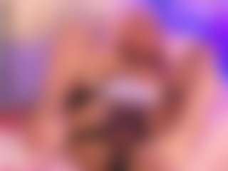 luna-issy's Live Sex Cam Show