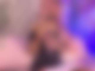 luna-issy's Live Sex Cam Show