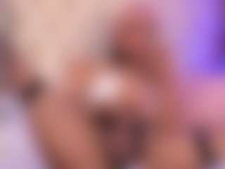 luna-issy's Live Sex Cam Show