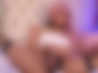 luna-issy's Live Sex Cam Show