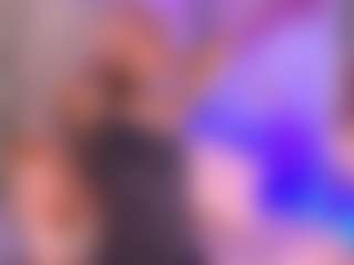 luna-issy's Live Sex Cam Show