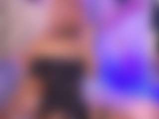 luna-issy's Live Sex Cam Show