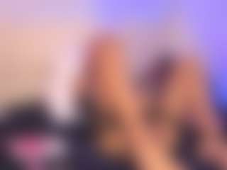 luna-issy's Live Sex Cam Show