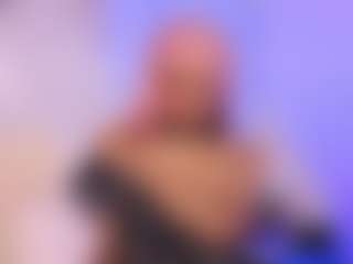 luna-issy's Live Sex Cam Show