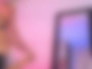 luna-issy's Live Sex Cam Show