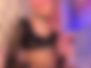 luna-issy's Live Sex Cam Show