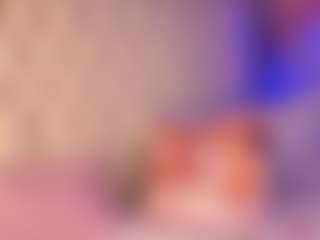 luna-issy's Live Sex Cam Show