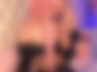 luna-issy's Live Sex Cam Show
