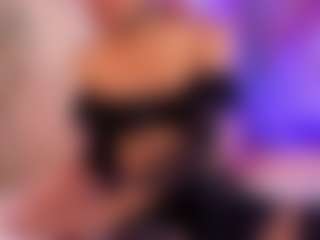 luna-issy's Live Sex Cam Show
