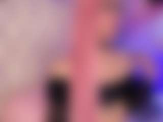 luna-issy's Live Sex Cam Show