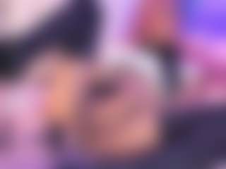 Live cam show with luna-issy - Smoking on CSO-WL