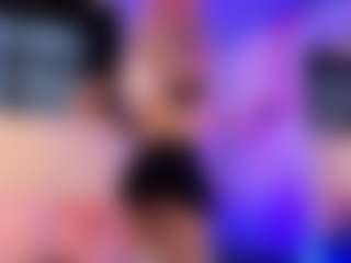 luna-issy's Live Sex Cam Show