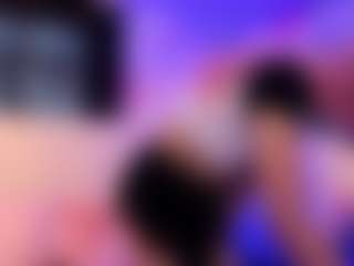 Live cam show with luna-issy - Flat Chested on Camsoda