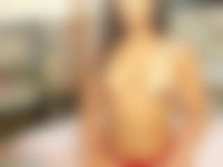 Live cam show with Madelein-Fosterr - Upskirt on AdultVida.com