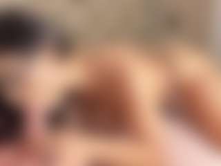 Live cam show with Madelein-Fosterr - Indian Fingering on SmokeAndPoke | colombia