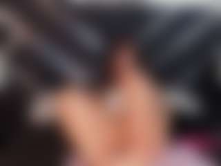 Live cam show with ravendarkk - Fingering on Hubzter Live