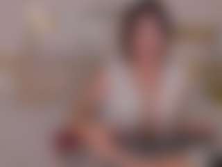 Show live cam dengan ravendarkk - Nipple Piercings di Camsoda