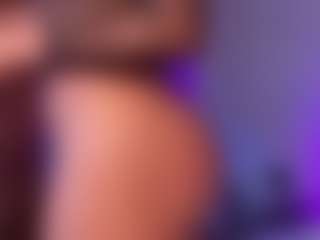 Show de cámara en vivo con renataa-black - Control en Camsoda