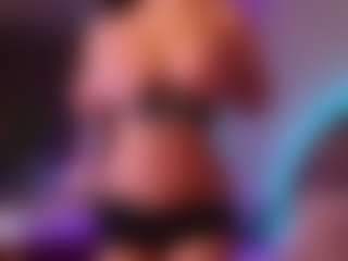 renataa-black's Live Sex Cam Show