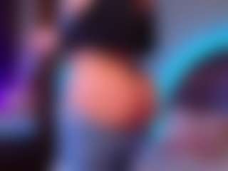 renataa-black's Live Sex Cam Show
