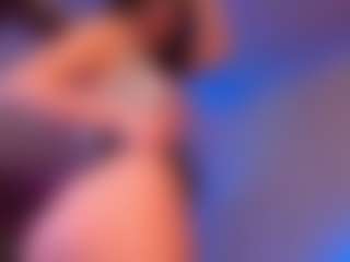 renataa-black's Live Sex Cam Show