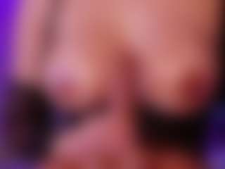 Live cam show with renataa-black - Big Tits MILF on Mixed Magazine Live