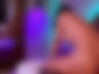 Live cam show with renataa-black - Big Tits MILF on Camsoda