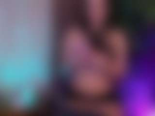renataa-black's Live Sex Cam Show