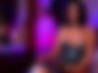renataa-black's Live Sex Cam Show