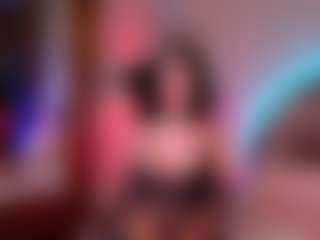 renataa-black MILF-Webcam-Darstellerin im Live-Stream