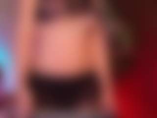 renataa-black's Live Sex Cam Show