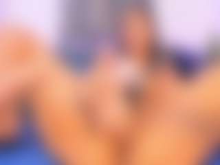 roxanna-0's Live Sex Cam Show