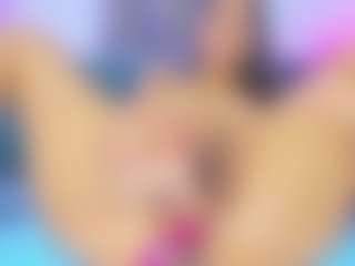 roxanna-0's Live Sex Cam Show