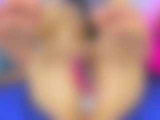roxanna-0's Live Sex Cam Show