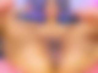 roxanna-0's Live Sex Cam Show