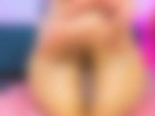 roxanna-0's Live Sex Cam Show