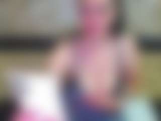 Yanisa23's Live Sex Cam Show