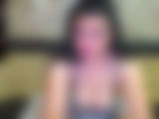 Yanisa23's Live Sex Cam Show