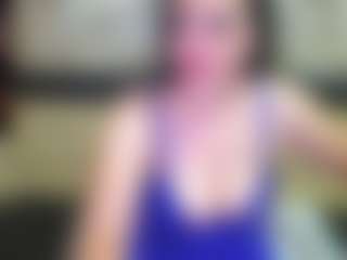Yanisa23's Live Sex Cam Show