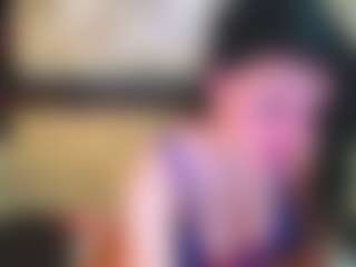 Live cam show with Yanisa23 - Flashing on Camming Site