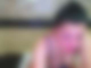 Live cam show with Yanisa23 - Living Room on TastyBlacksLive