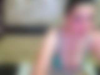 Live cam show with Yanisa23 - Solo on StripNow