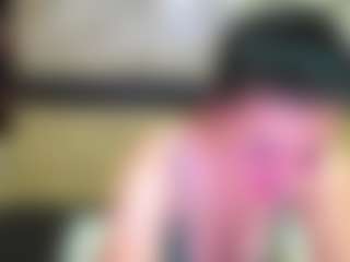Yanisa23's Live Sex Cam Show