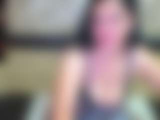 Live cam show with Yanisa23 - Drinking on Fling VIP Chat