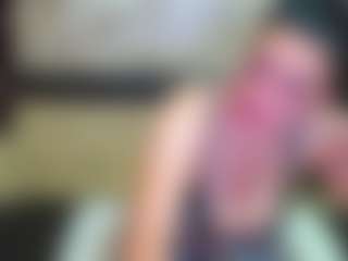 Yanisa23's Live Sex Cam Show